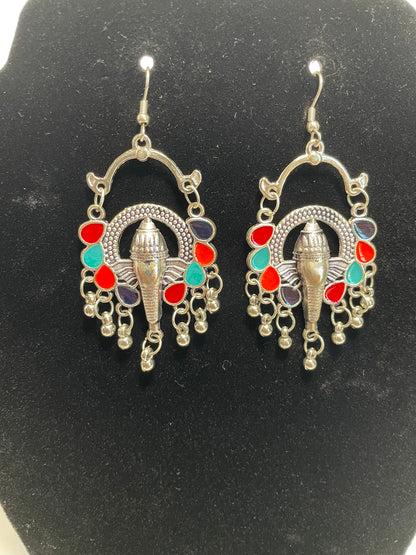 Trunk Twirl Ganesha Earrings