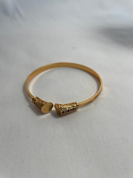 Gold toned Bracelet