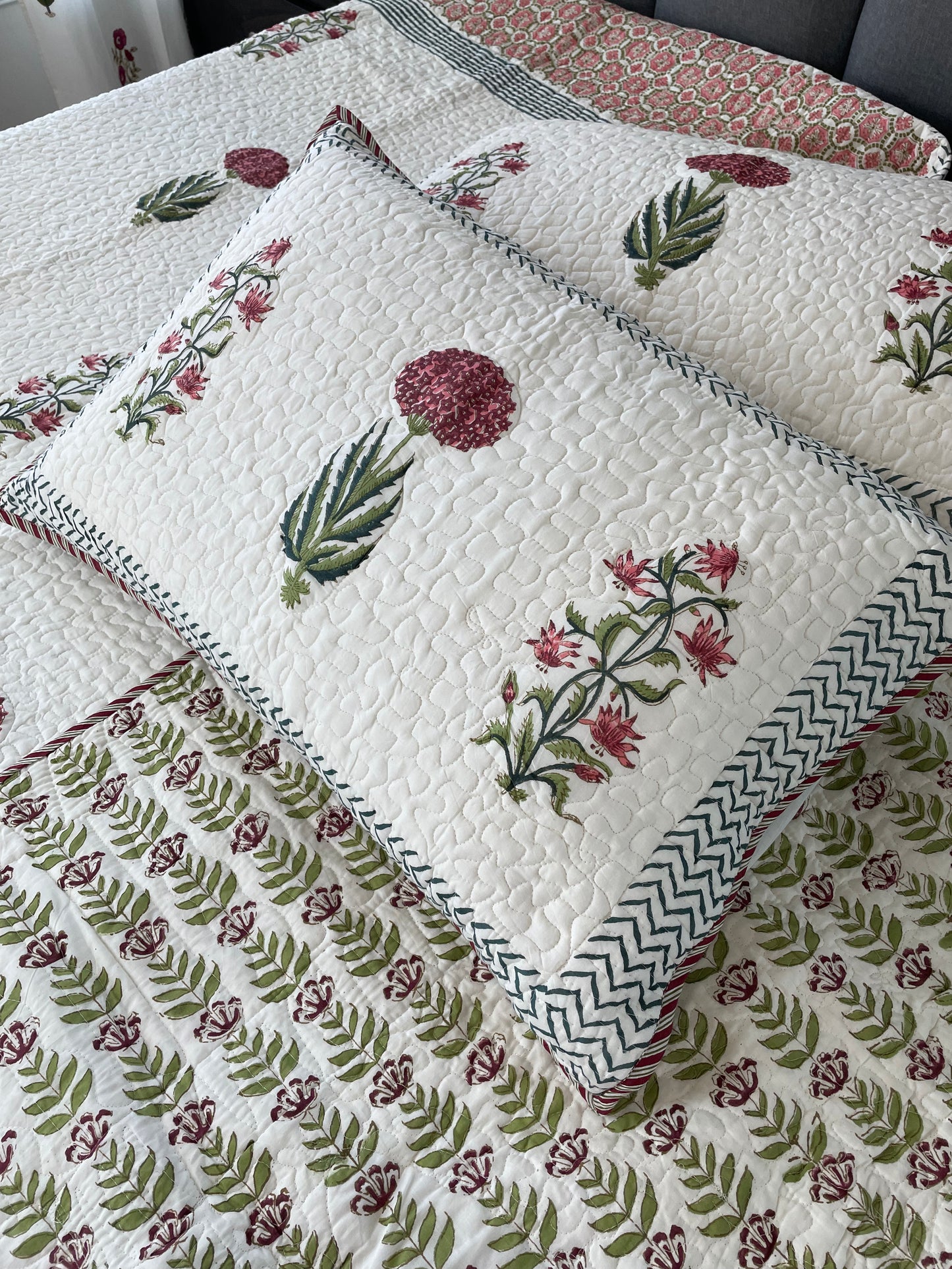 Heritage Elegance Handblock printed Reversible Mulmul quilted Bedcover - Quilted Pillow cover Included